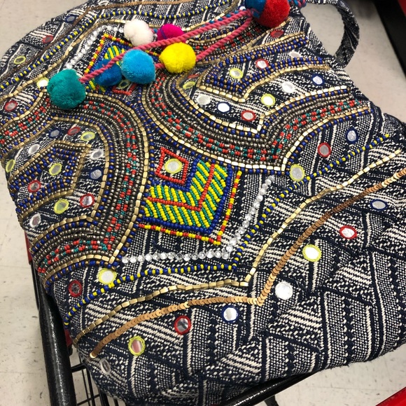 (NWT) America and Beyond Large Tote - Picture 2 of 9